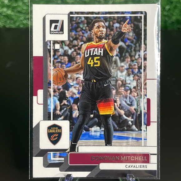 Panini Lot of 10 Cleveland Cavaliers Basketball 🏀 Trading Cards - Picture 4 of 10